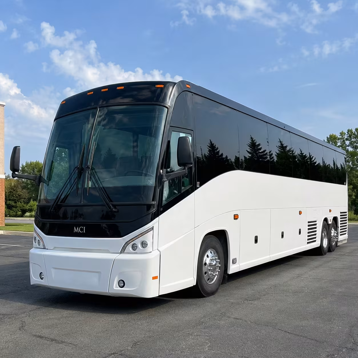 employee shuttle buses for mission viejo commuters and campuses