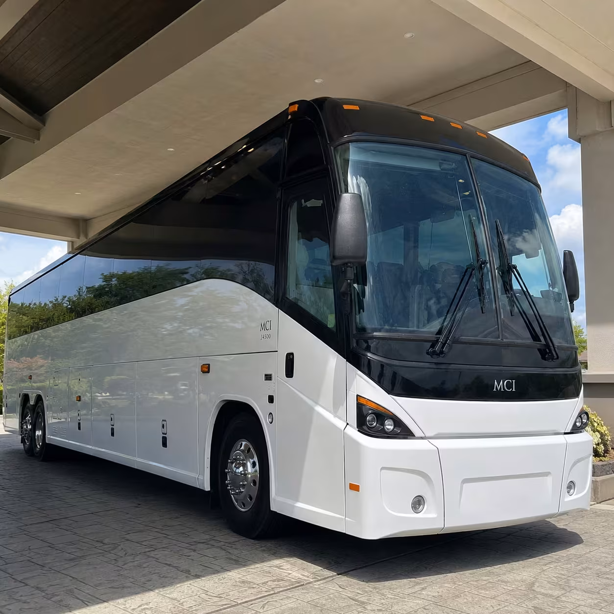 multi day bus rentals from mission viejo for teams and tour groups